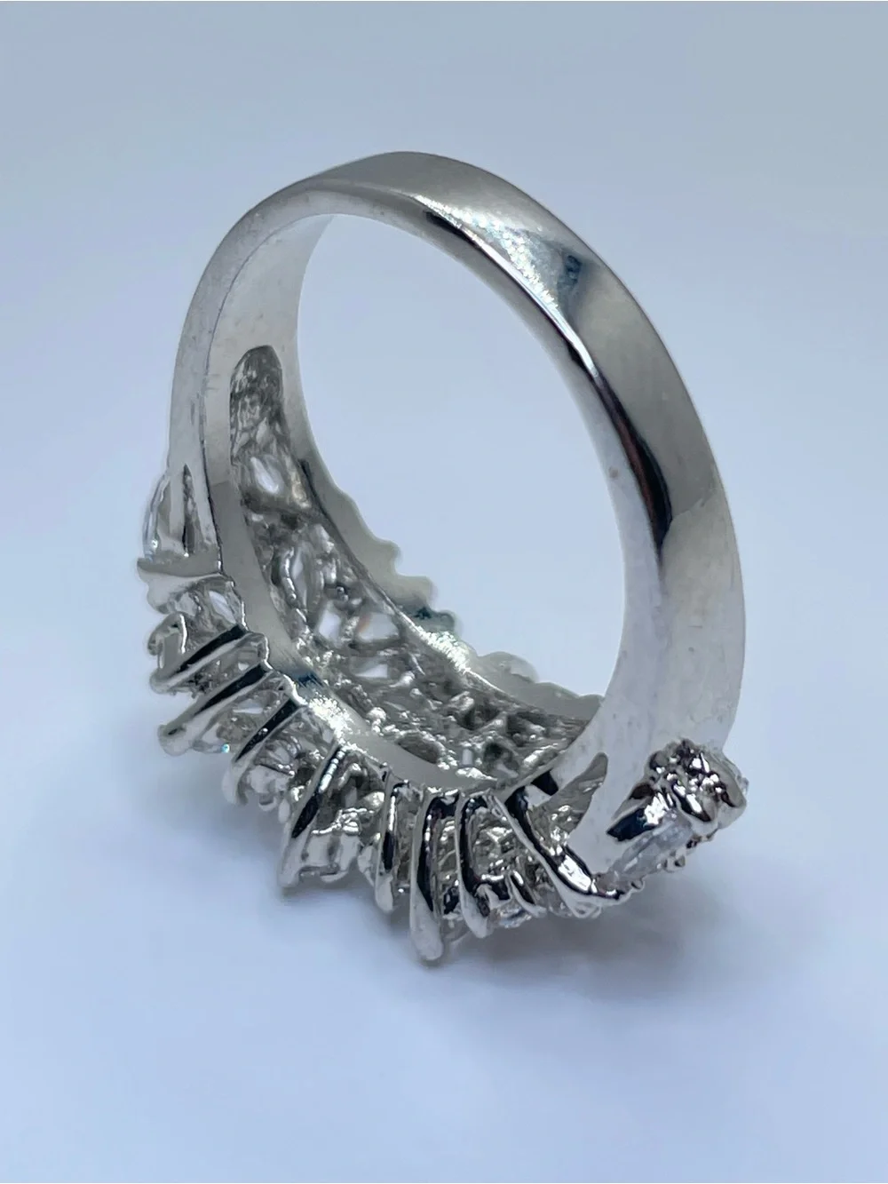Swarovski Crystal Elements Diamond White Floral Art Deco Ring Silver Sz 7